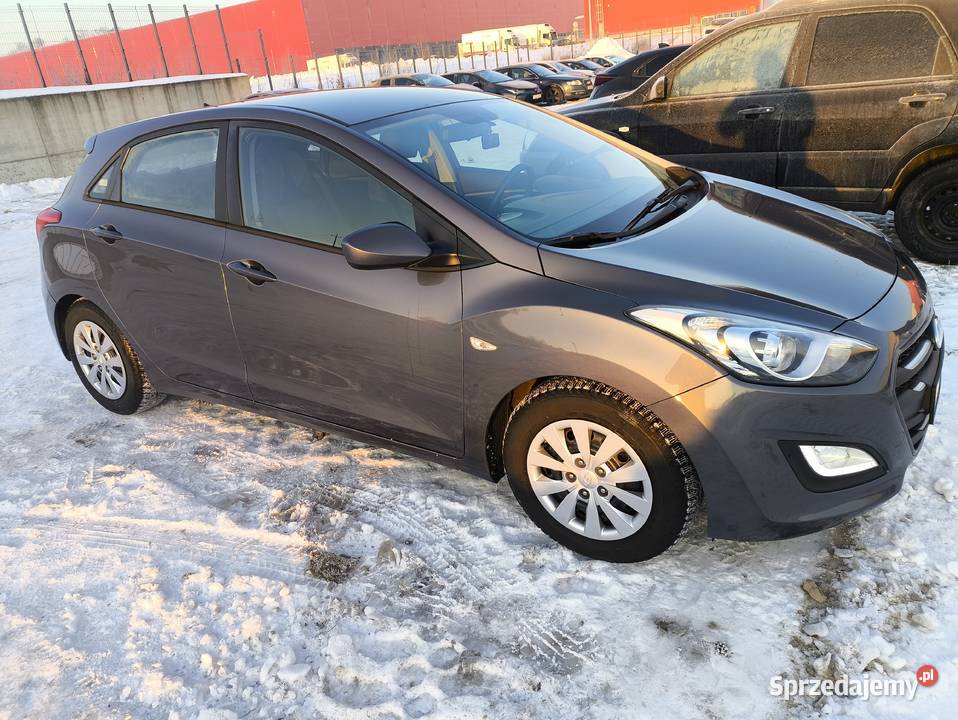Hyundai i30 16 CRDi 116 2016 Zadbany manualna Gdańsk