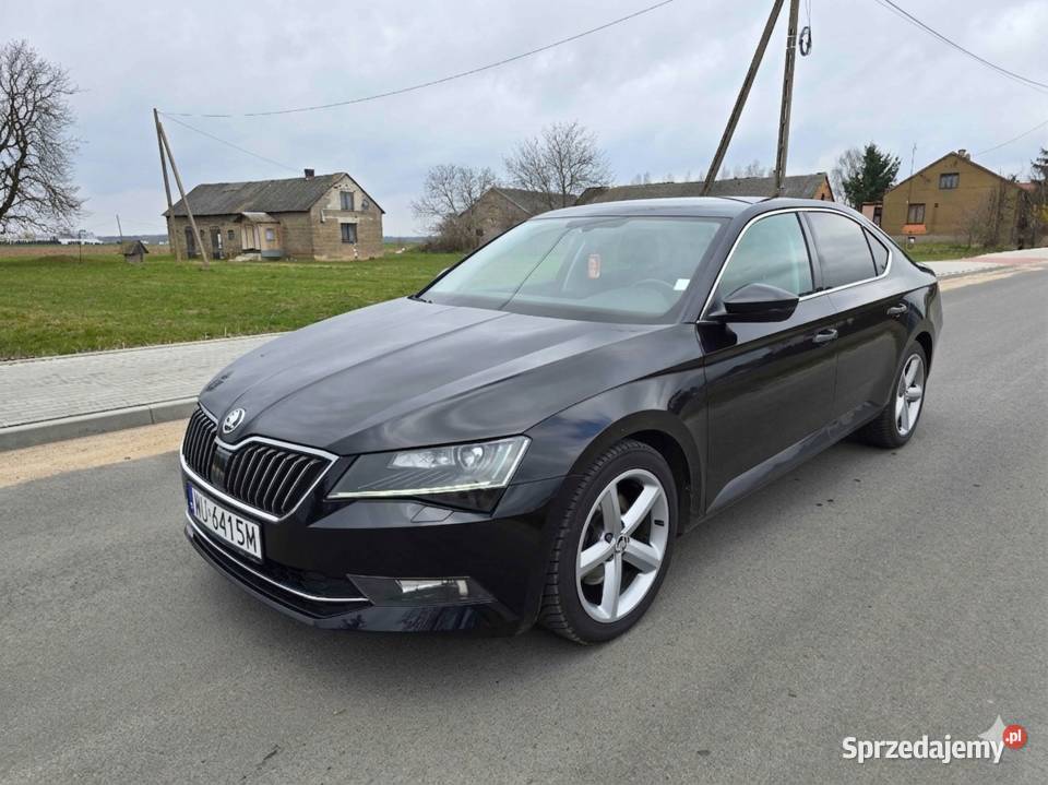 Skoda Superb III DSG krajowy Faktura VAT 23 Warszawa sprzedam