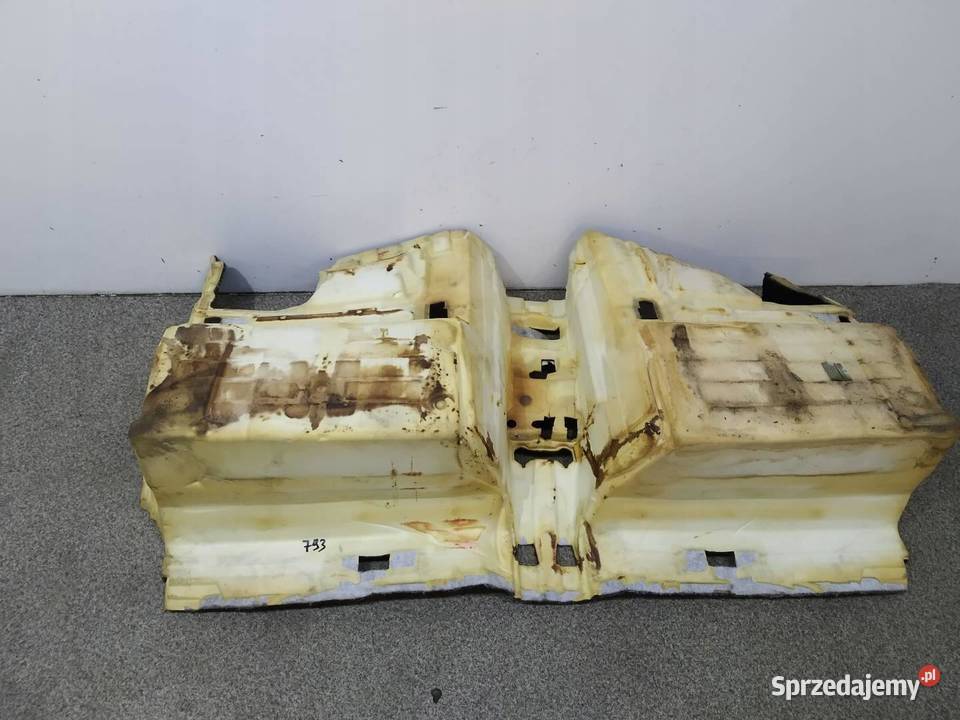 WYKŁADZINA WNĘTRZA DYWAN TYŁ Bmw Seria 6 II Rok produkcji 2005 świętokrzyskie