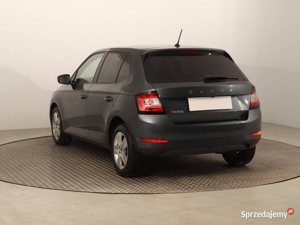 Skoda Fabia 10 TSI światła do jazdy dziennej Bielany Wrocławskie