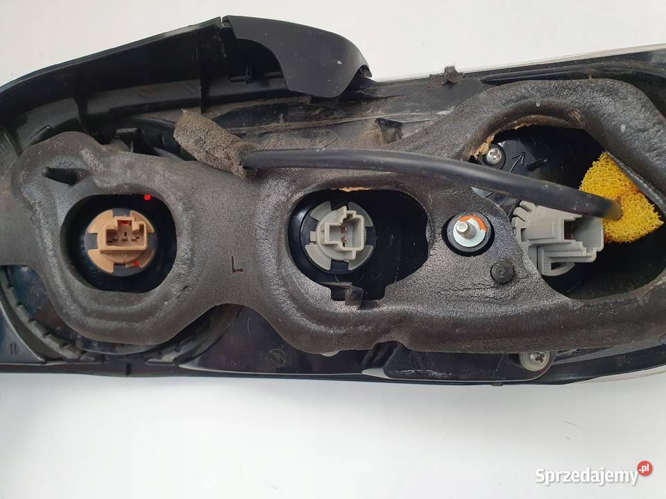LAMPA LEWA Mazda Rx8 Rx8 0312r TYLNA lewy tył osobowe Lampy tylne Motoryzacja