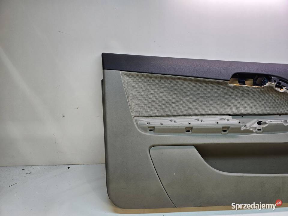 BOCZEK DRZWI LEWY PRZÓD AUDI A3 8P 8P1867105