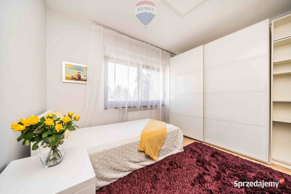 Dom z ogrodem na wynajem Smochowice Liczba pokoi 6 Poznań