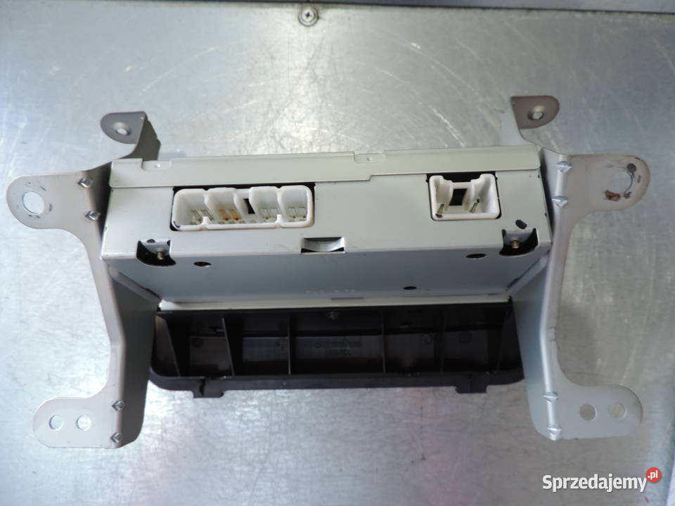 WYSWIETLACZ RADIA PANEL STEROWANIE TOYOTA YARIS