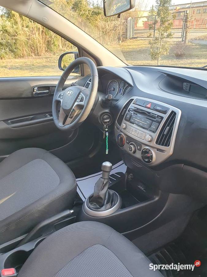 Hyundai i20 II 12 12 benzyna 146000km Motoryzacja Silniczka sprzedam