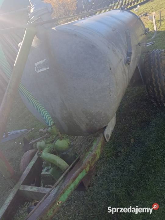 Sprzedam Beczkowóz 1700l Rolnictwo Rabka-Zdrój sprzedam