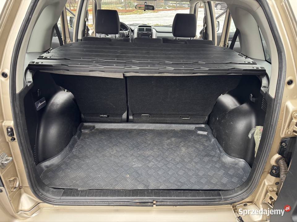 Klima tempomat hak 4x4 reduktor lakier metallic Glinno