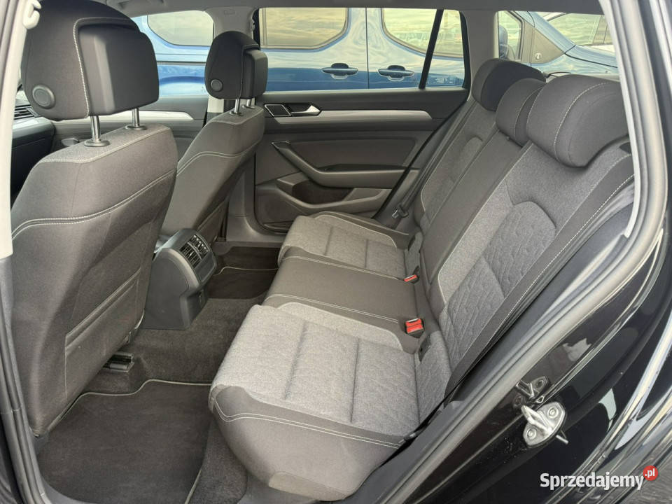 Volkswagen Passat Variant 20 TDI 150 2023 dolnośląskie Wojkowice