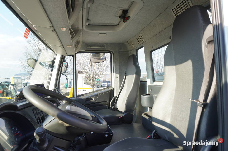 veco Stralis XWay 310 4x2 E6 dźwig Fassi F155670 biały Kraków