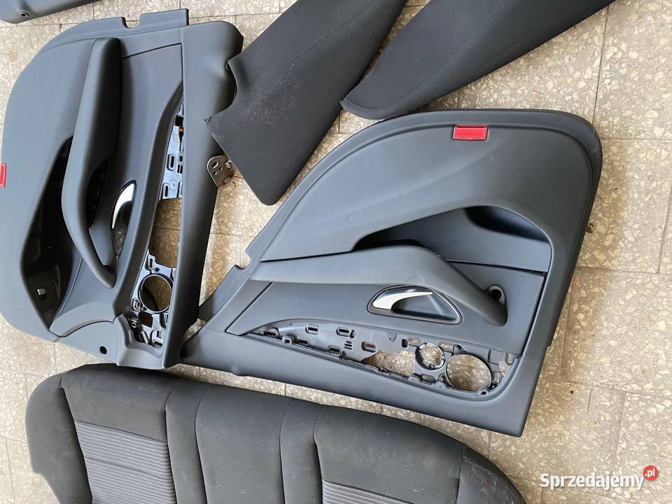 FOTELE TAPICERKA MERCEDES W 213 kombi nieuszkodzony świętokrzyskie Wola Murowana sprzedam