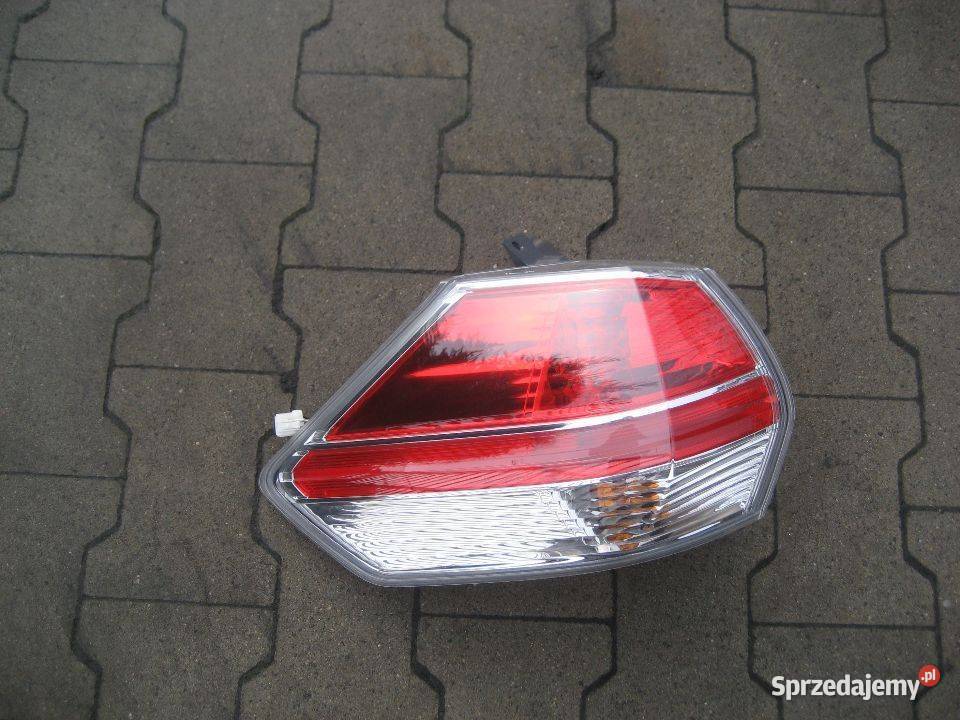 nissan x trail t32 1317r lampa tył lewa Rakoniewice