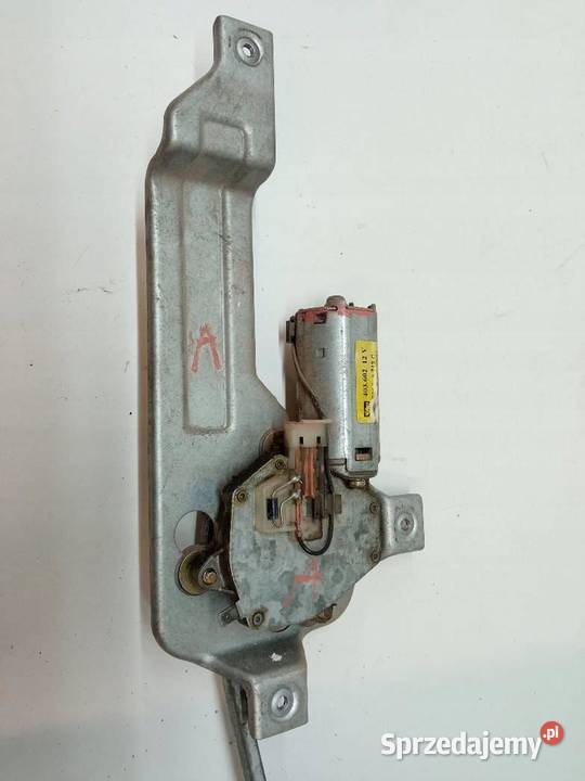 MECHANIZM WYCIERACZEK PRAWY TYŁ 701955718A VW osobowe