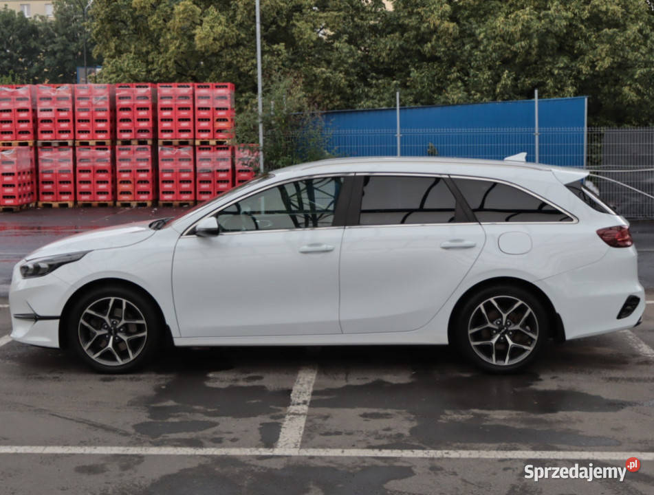 Kia Ceed 15 TGDI relingi dachowe