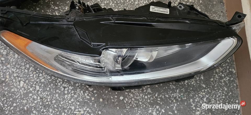 Lampy przód ford fusion usa mondeo mk5 Rok produkcji 2015 Bydgoszcz
