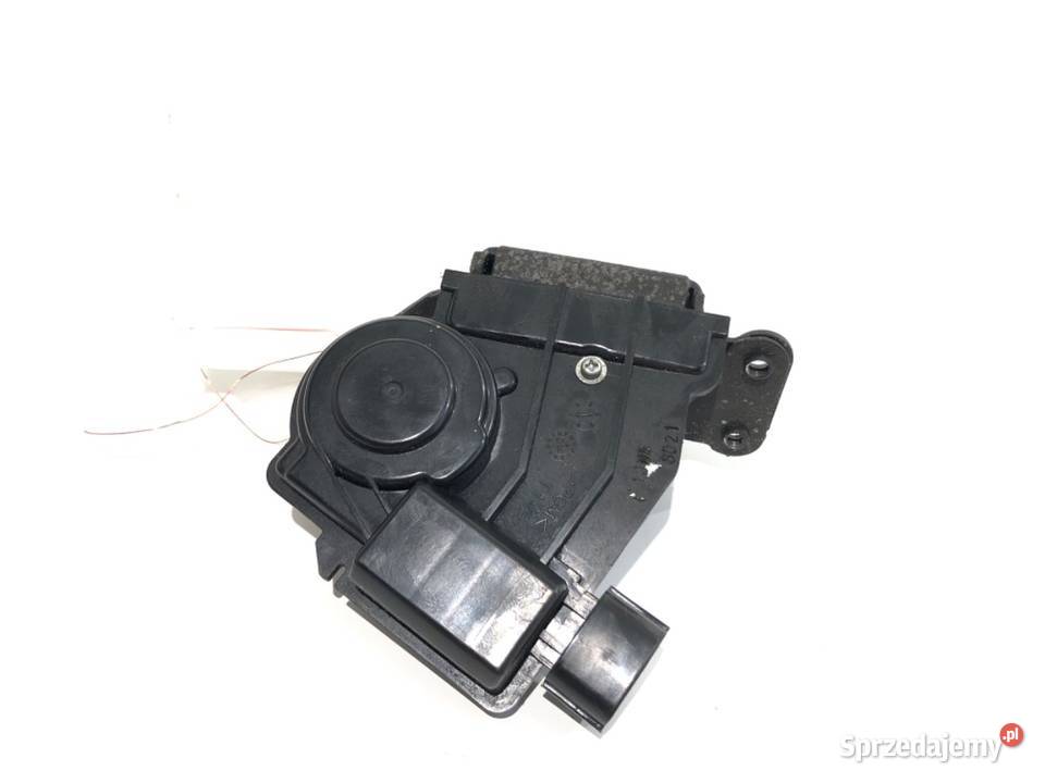 ZAMEK KLAPY TYŁ TOYOTA AURIS I Hatchback 0612