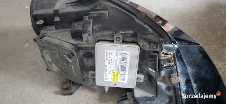 Sprzedam lampy audi a4b8 osobowe sprzedam
