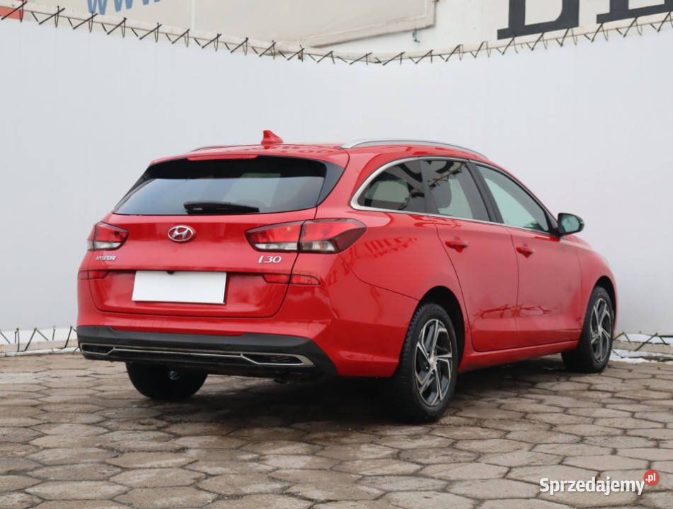 Hyundai i30 10 TGDI benzyna