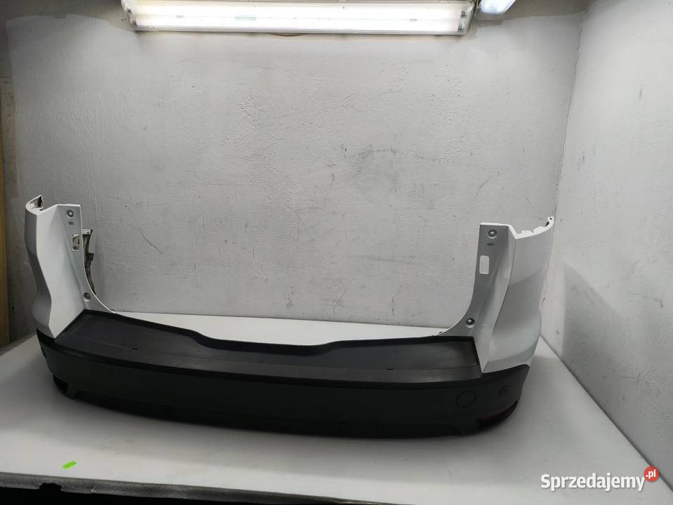 ZDERZAK TYŁ TYLNY 6 PDC FORD FOCUS MK3 LIFT osobowe