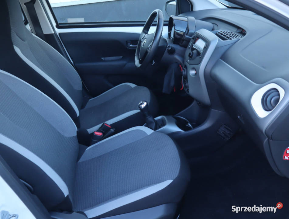 Toyota Aygo 10 VVTi Łódź