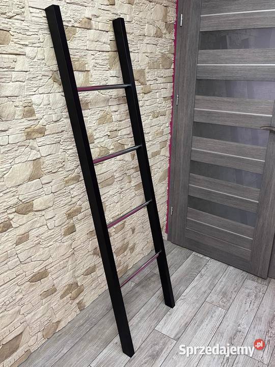Drabinka drewniana na ręczniki czarny mat połysk podkarpackie Dębica