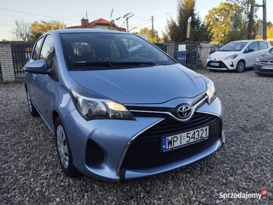 Toyota Yaris Salon Serwis I wł Przebieg 45 Rok produkcji 2016 mazowieckie Warszawa