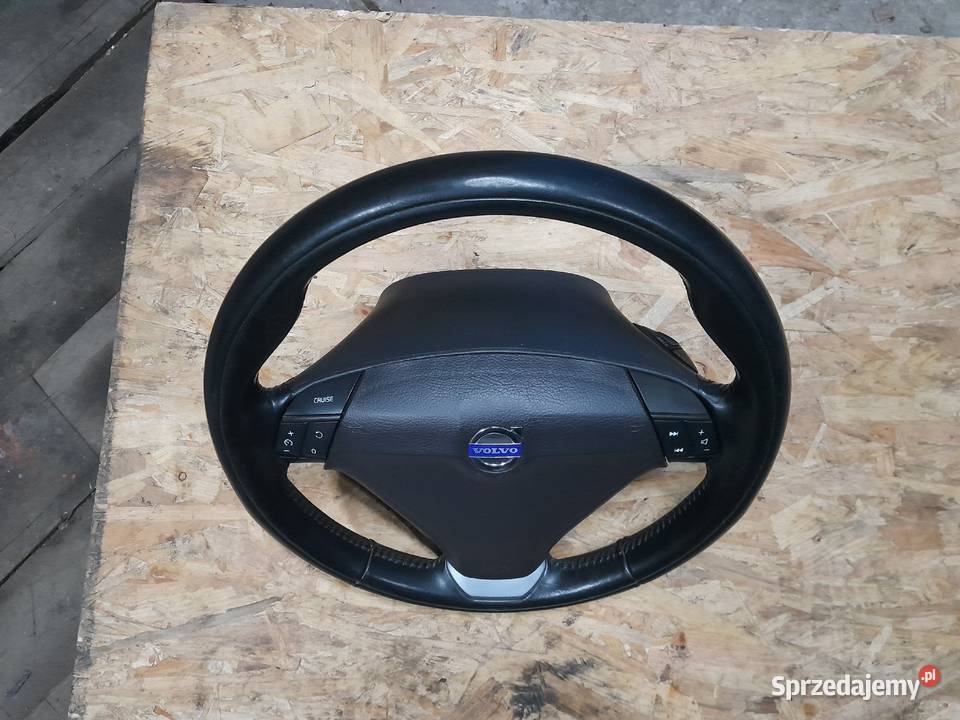 Kierownica Volvo S60 V70 XC70 XC90 Sport R osobowe Wyposażenie wnętrza Wąwolnica sprzedam