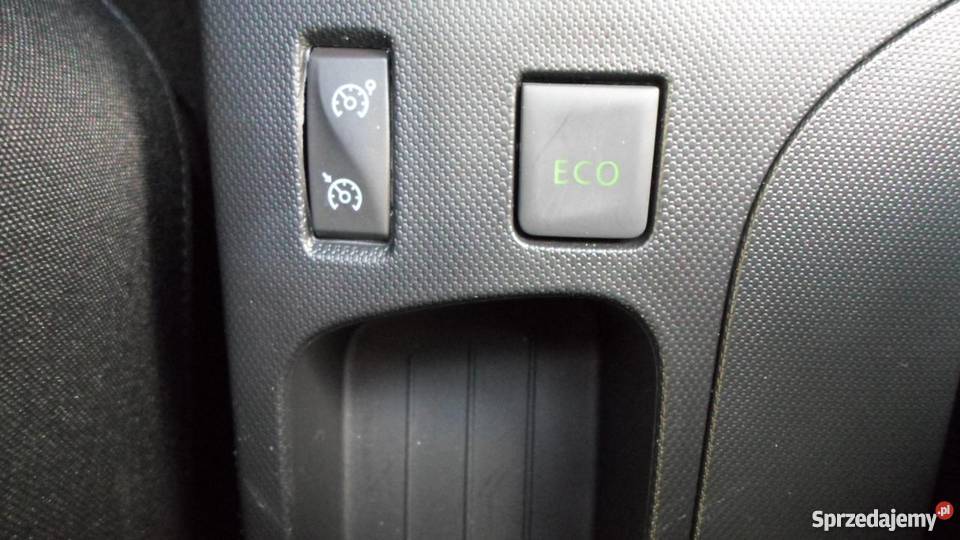 Renault Clio nieuszkodzony czerwony czujnik parkowania Witaszyczki