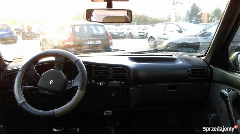 RENAULT 19 18 16V LPG Rok produkcji 1992 Kraków