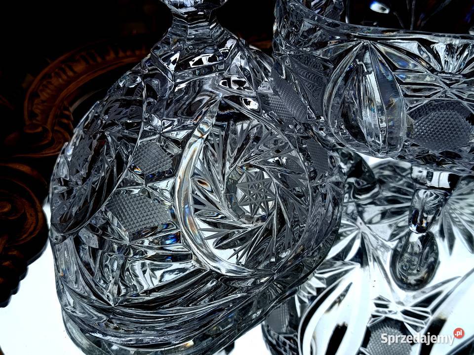 Piękna duża bomboniera kryształowa Klenica