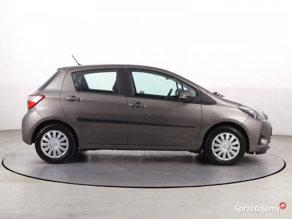 Toyota Yaris 15 Dual VVTi elektryczne szyby Zabrze