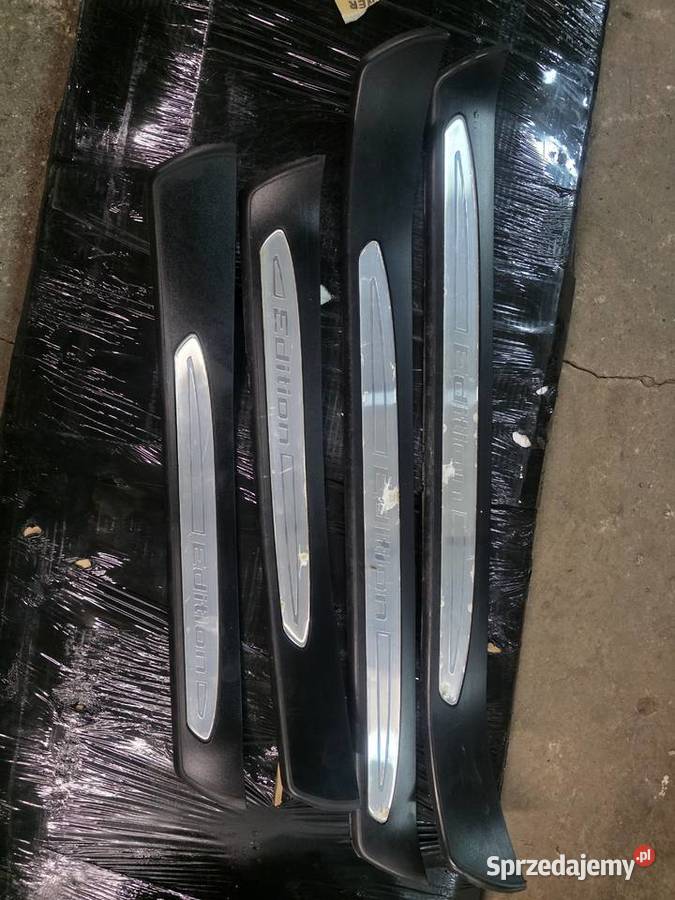 Listwy progowe ozdobne BMW E60 EDITION Skrzeszew