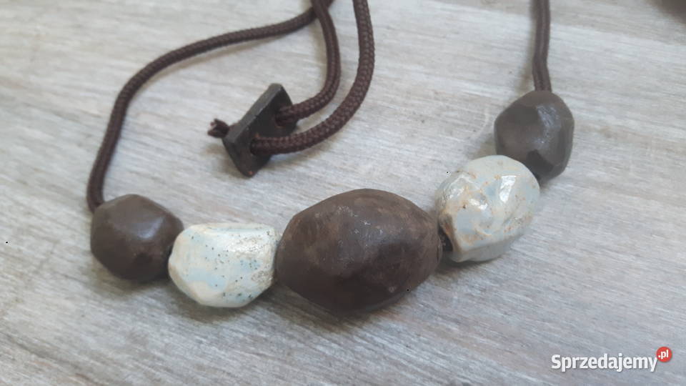 Naszyjnik wykonany ręcznie