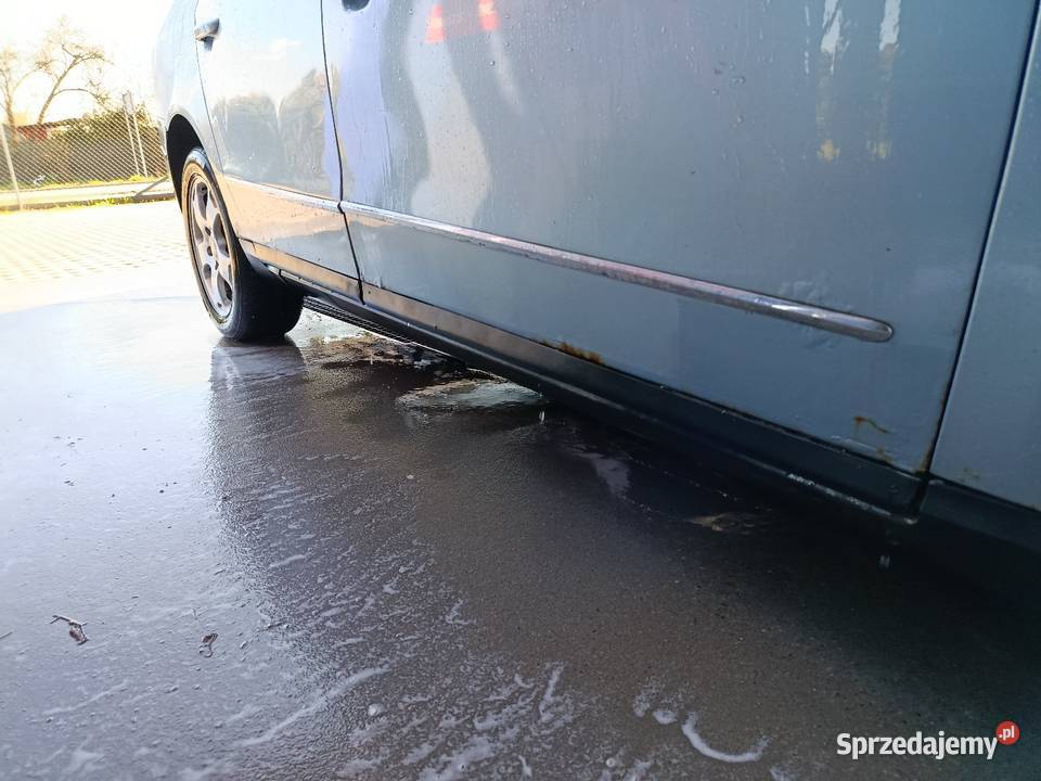 Sprzedam Volkswagen Passat B6 20 TDI 405000km Debrzno