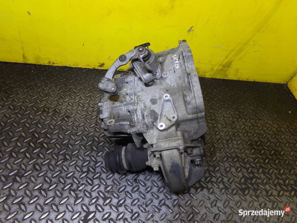 ASTRA J 14 TURBO EURO 6 16r 140 skrzynia biegow osobowe sprzedam