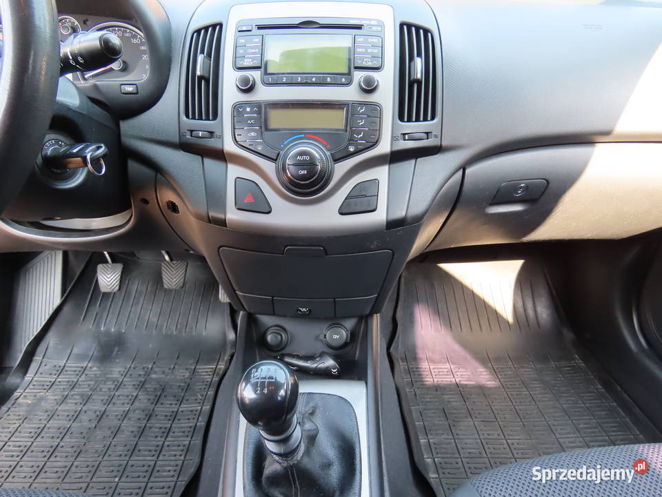 Hyundai i30 kombi 2008r diesel 335 000 6000 przyciemniane szyby