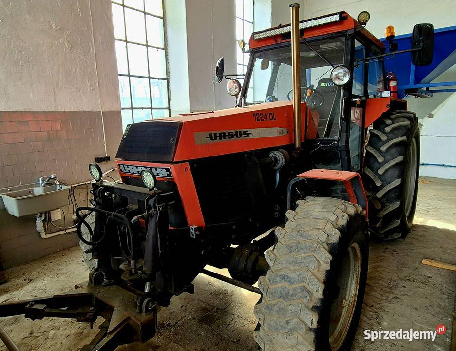 Ciągnik Ursus 1224 DL 160 40 h