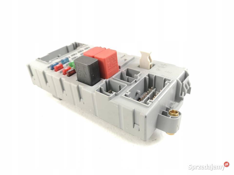 SKRZYNKA BEZPIECZNIKÓW FIAT PUNTO II 99 DOBLO 00 osobowe