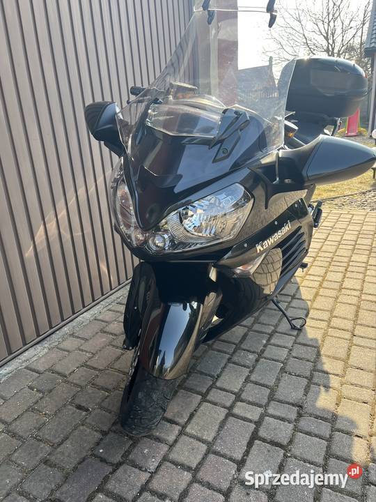 Kawasaki GTR niski przebieg sprowadzony Kawasaki
