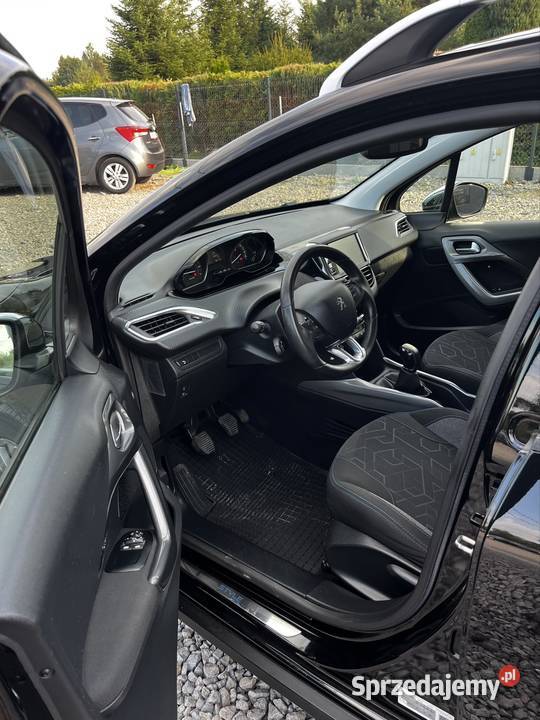 Peugeot 2008 Benzyna 2017r Zarejestrowany w Polsce Tomaszów Lubelski