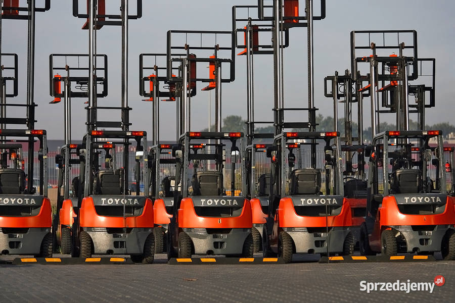 NOWY wózek widłowy TOYOTA 028FGF30 Toyota Zator