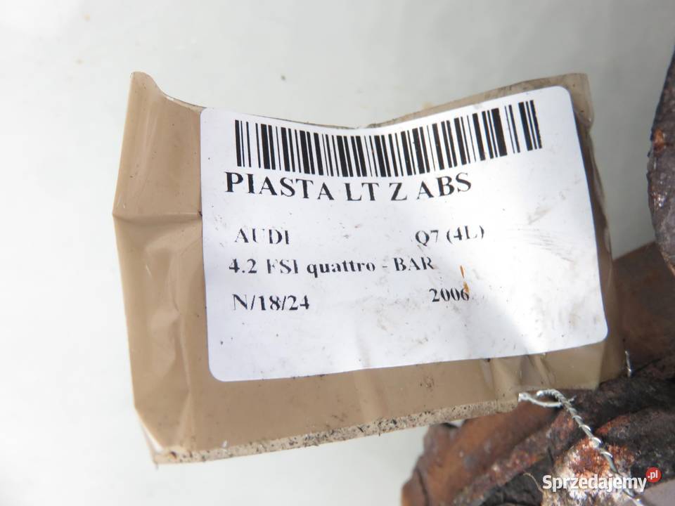 PIASTA TYLNA LEWA AUDI Q7 42 FSI quattro
