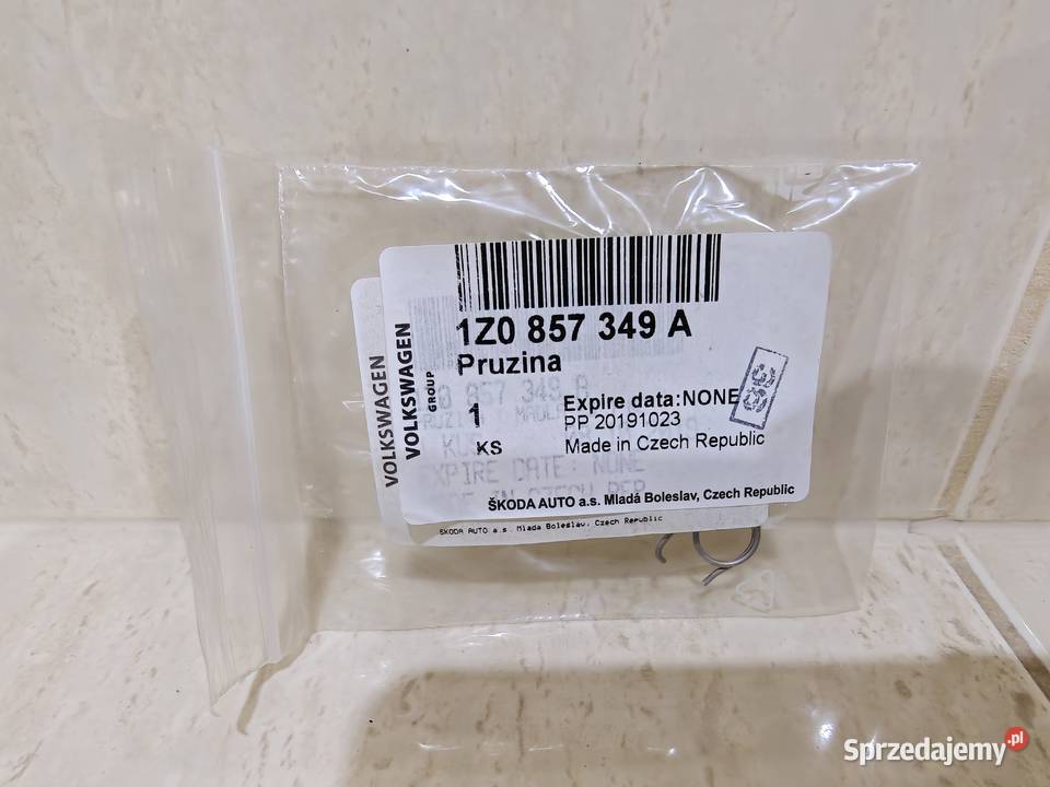 Sprężyna uchwytu schowka 1Z0857349A Skoda Rok produkcji 2019 Zabrze