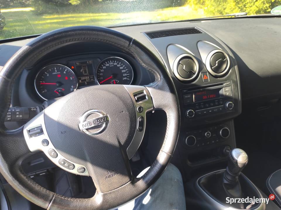 Nissan Qashqai 4x4 1600cm3 pomorskie Karsin