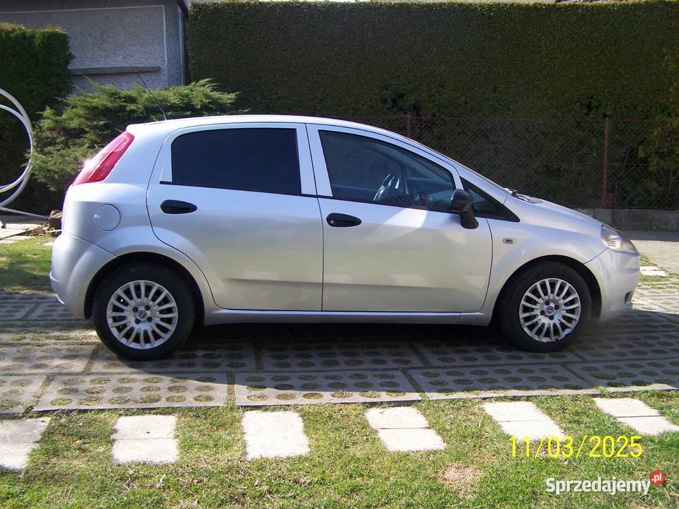 Grande Punto 13 JTD 75 klima kamera cofania Zarejestrowany w Polsce małopolskie Tarnów sprzedam