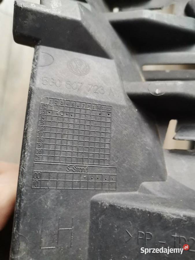 VW GOLF VII GTI 1217 PL ŚLIZG ZDERZAKA PRZÓD Międzychód
