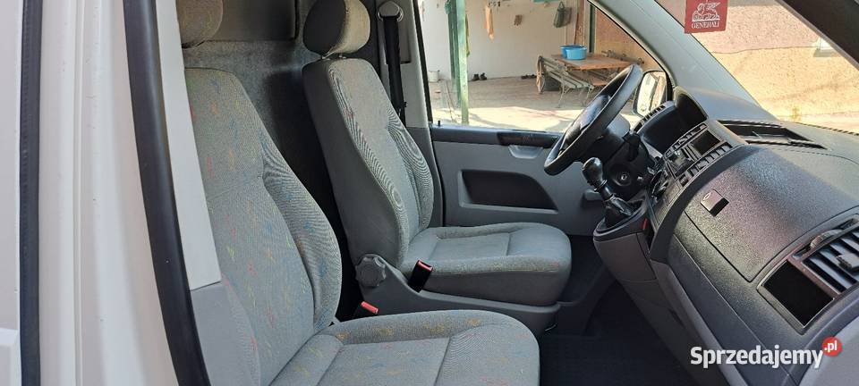 Sprzedam VOLKSWAGEN TRANSPORTER T5 19 TDI 2006 diesel Volkswagen małopolskie Racławice