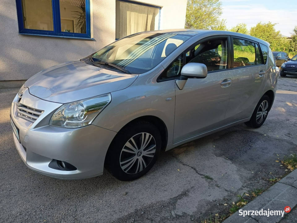 Toyota Verso Bezwypadkowy 7 osób stan 1798cm3 Janów Lubelski