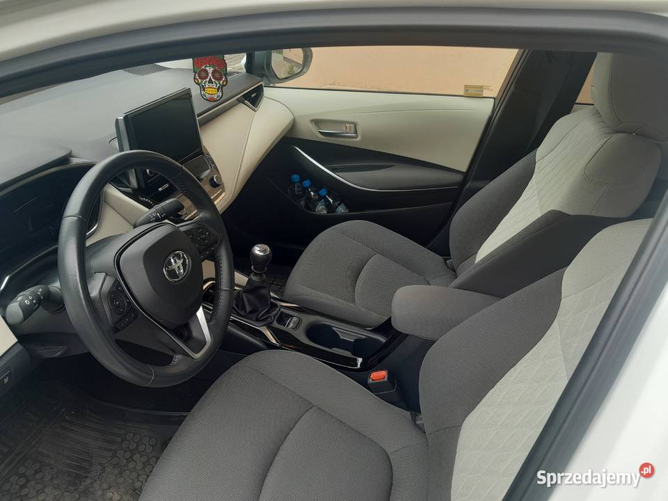 Toyota Corolla 2022 super stan bezwypadkowa aso Wołomin