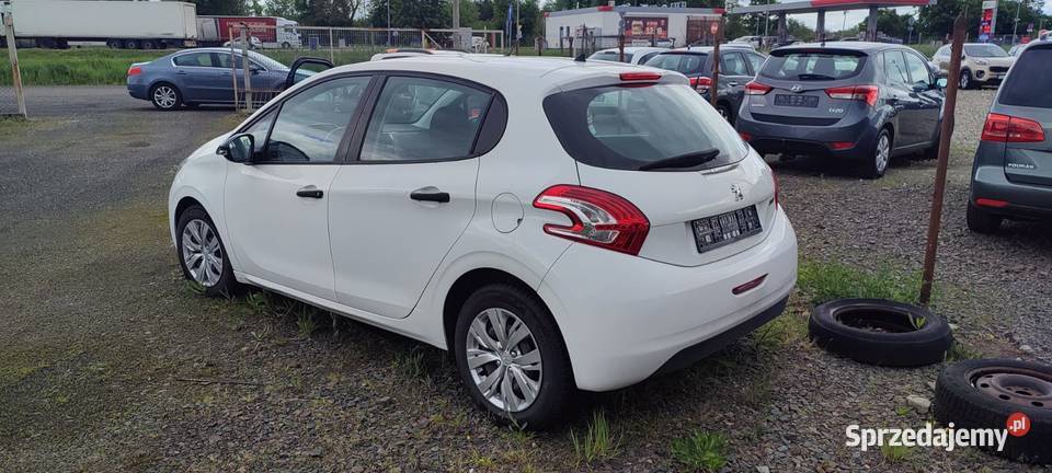Peugeot 208 16 BlueHDi Active Słupca sprzedam