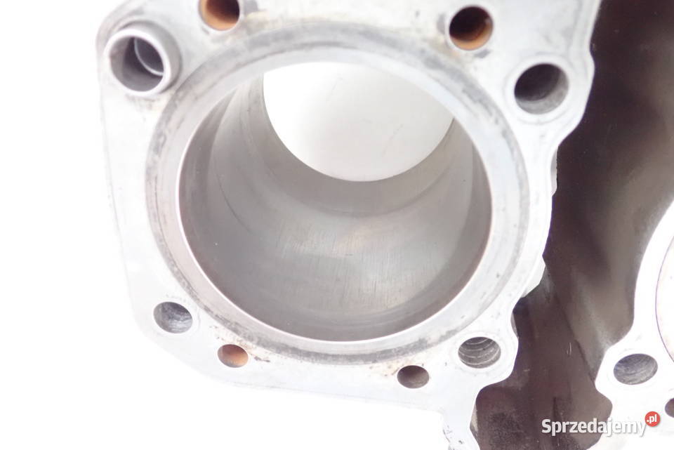 Cylinder Tłoki Kawasaki Gpz 500 8792r er5 kle en Strzelce Krajeńskie sprzedam